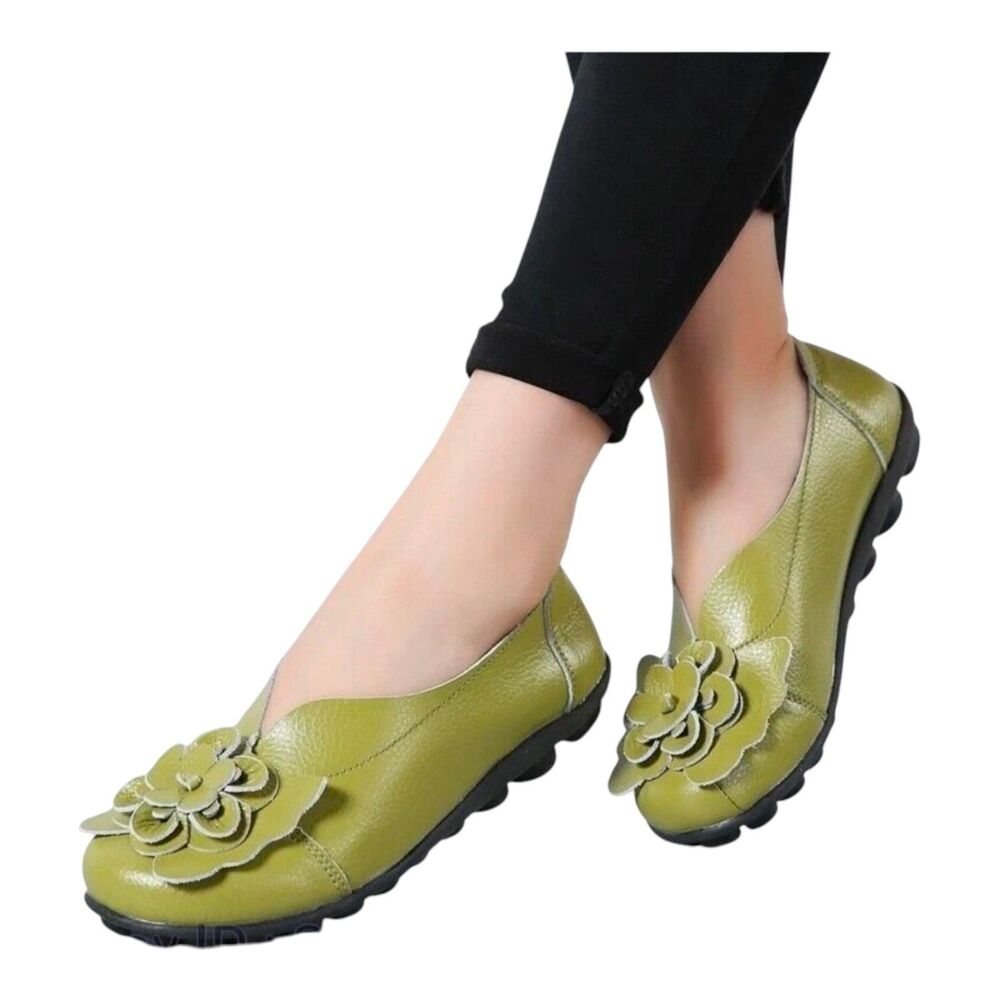 Genuine Leather Slip-On Loafers Flats Flower Moccasins  Women's 8 Casual Career